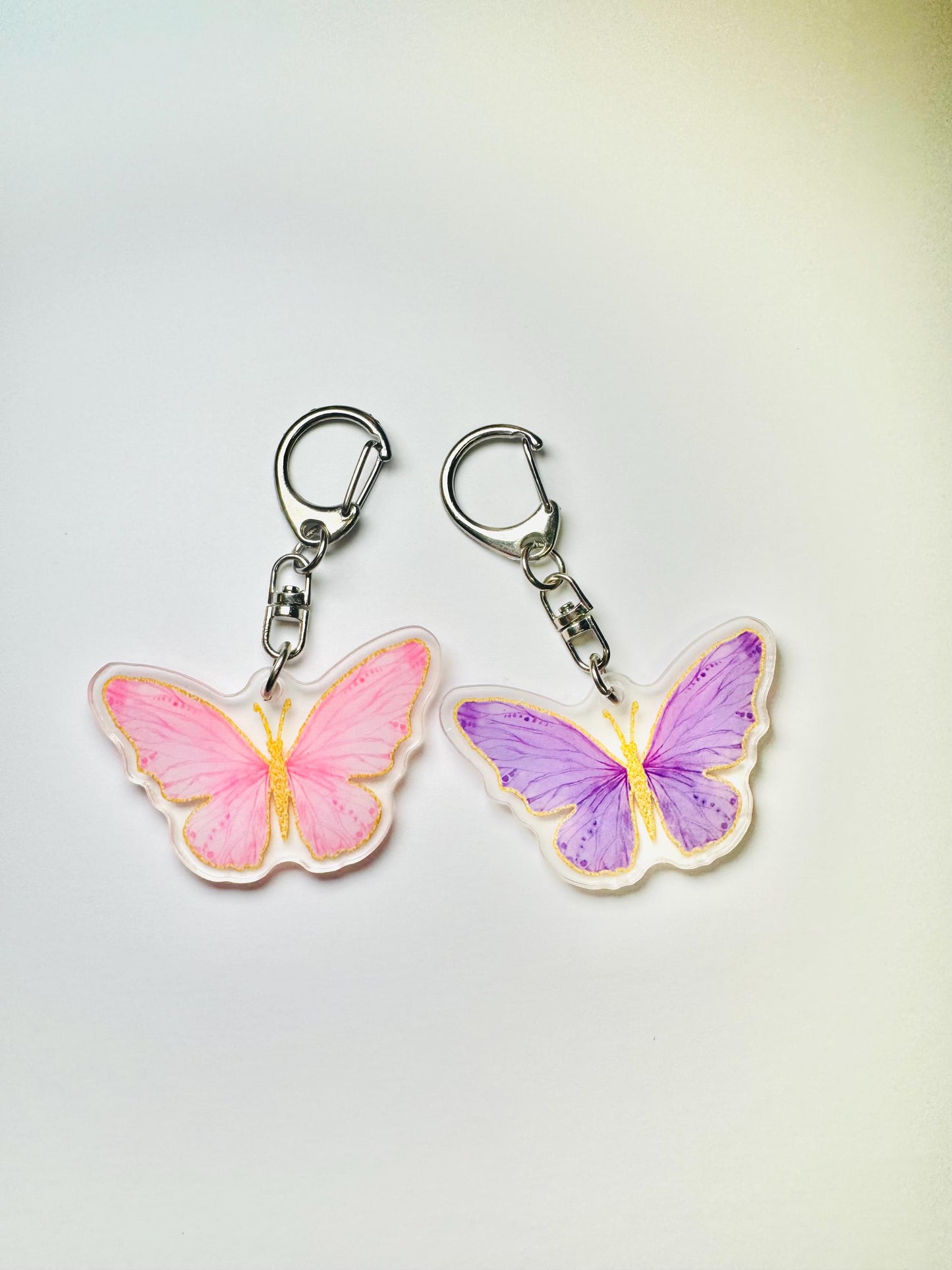 Girls Butterfly & Pink gift box. Gift box for girls . Girls self care box. Box for any girl. For her gift box. Relaxing spa box for girls.